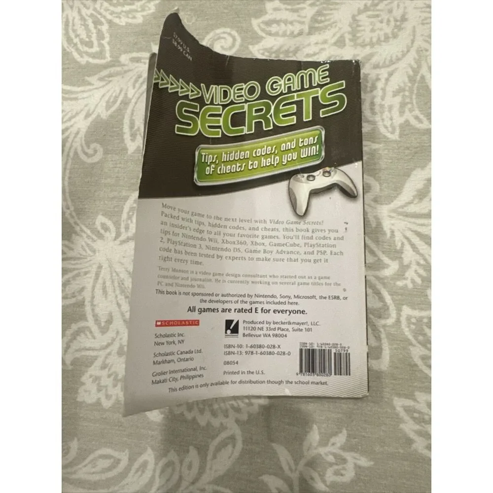 Video Game Secrets by Terry Munson (2008, Paperback) Unlock Tons of HIdden Codes